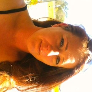 Meet your Posher, Angie